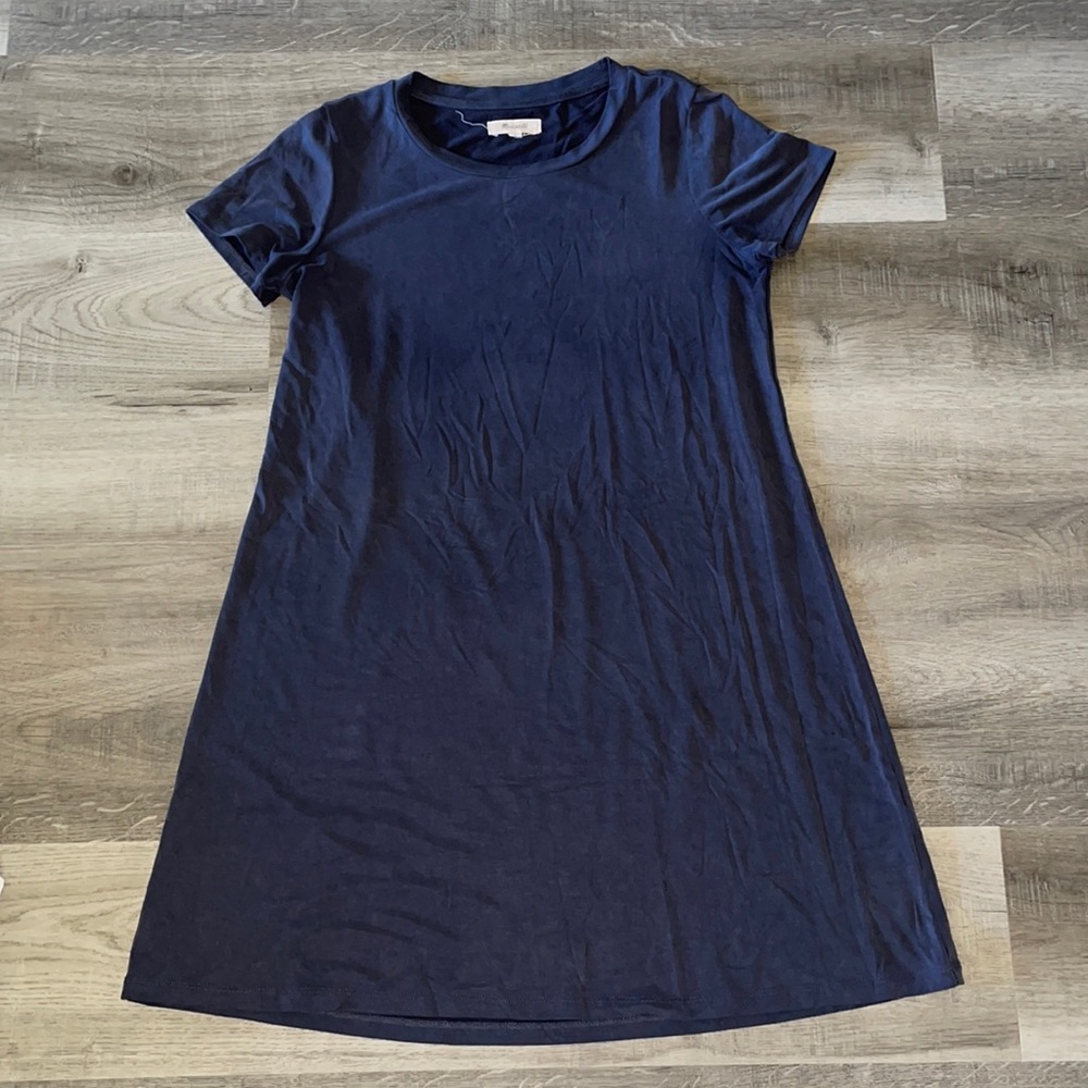 Madewell, soft, dark blue t shirt dress